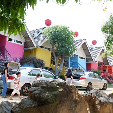 Baan Rai Pray Rung Kaeng Krachan Ban Tha Ling Lom Eksteriør billede