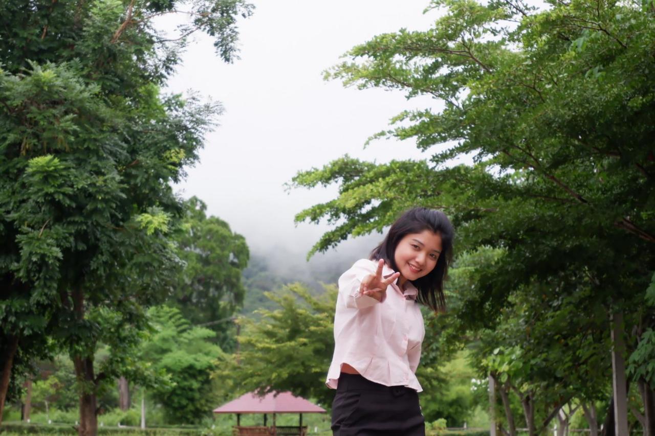 Baan Rai Pray Rung Kaeng Krachan Ban Tha Ling Lom Eksteriør billede